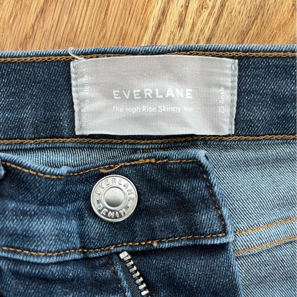 Everlane 25 Ankle High Rise Skinny Jeans (dark wash) - Picture 2 of 6